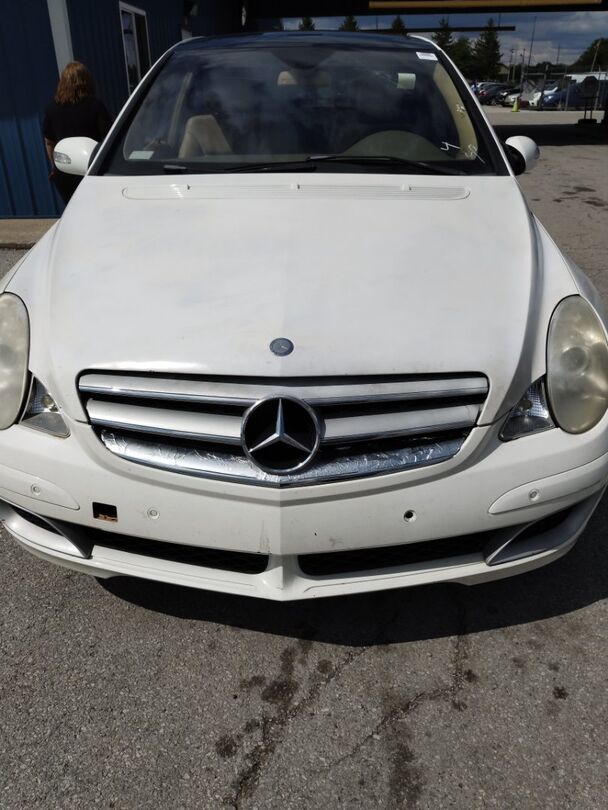 Mercedes-Benz R-Class
