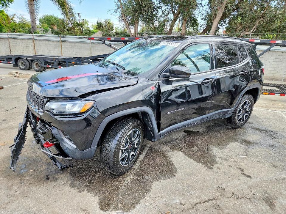 2025 JEEP Compass