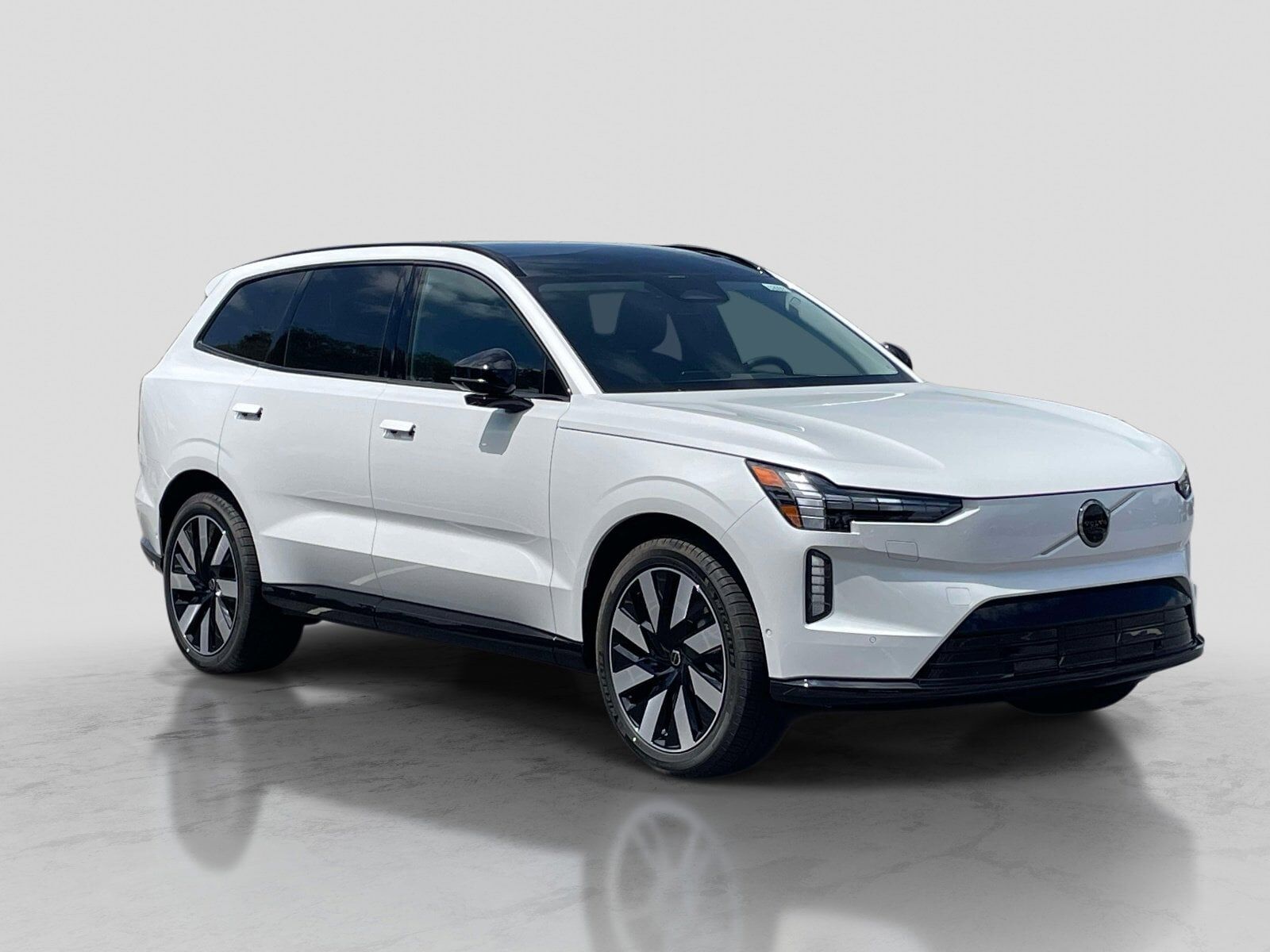 2026 VOLVO EX90