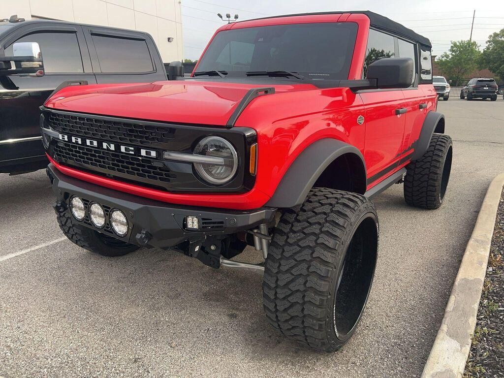 2023 FORD Bronco