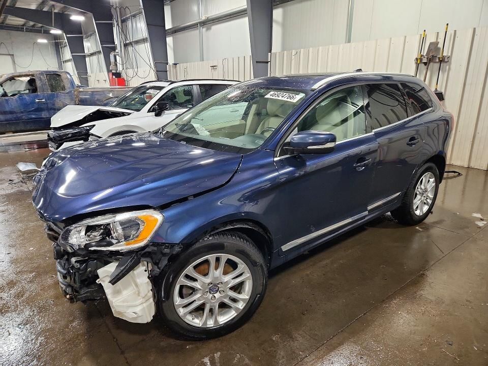 2015 VOLVO XC60