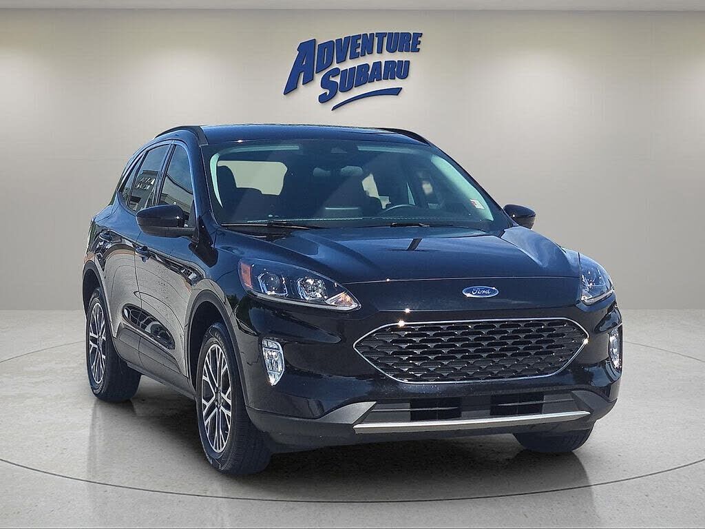 2021 FORD Escape