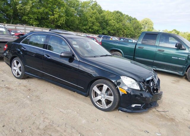 2010 MERCEDES-BENZ E-Class