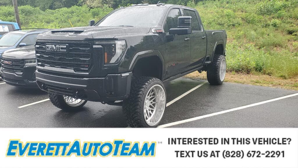 2025 GMC Sierra HD