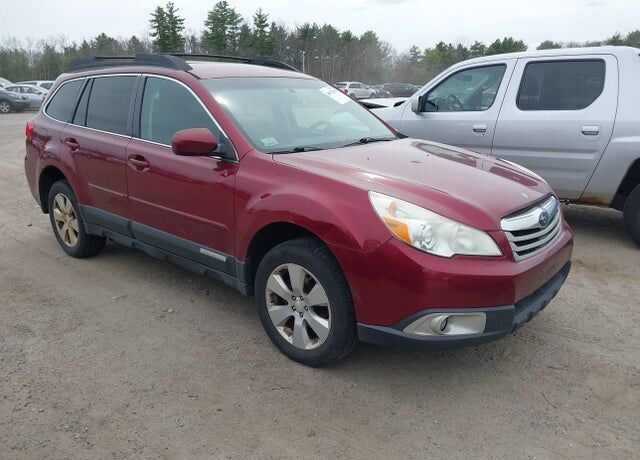 2012 SUBARU Outback