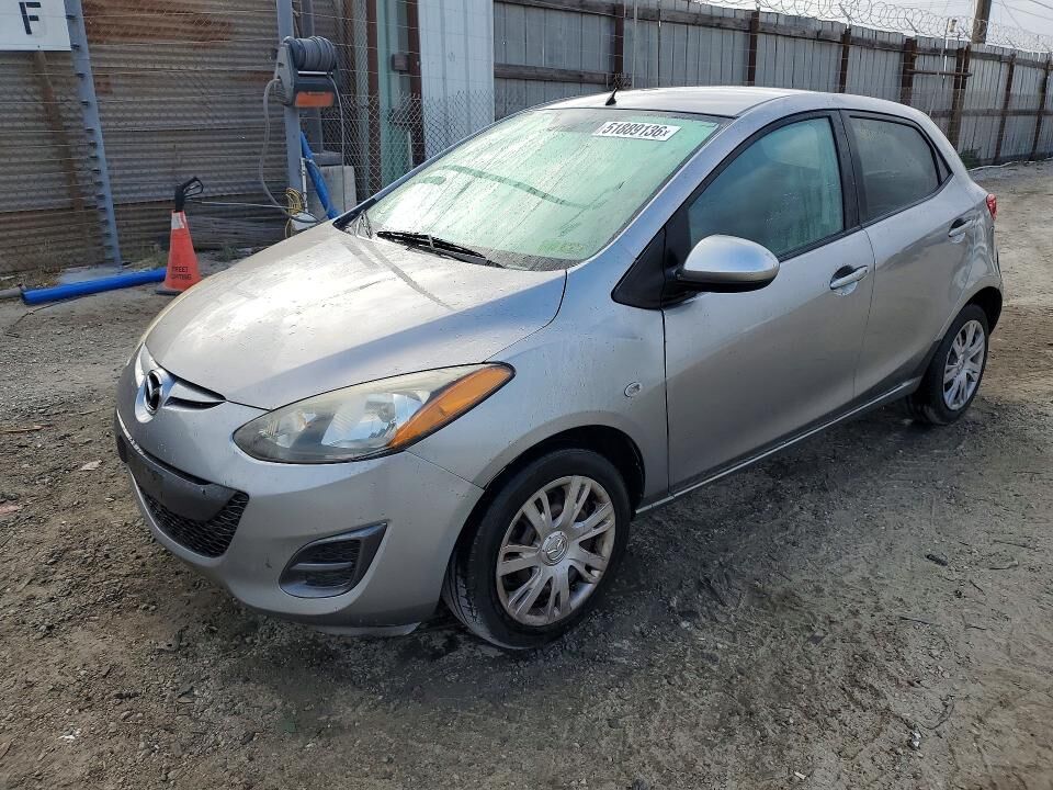 2014 MAZDA Mazda2