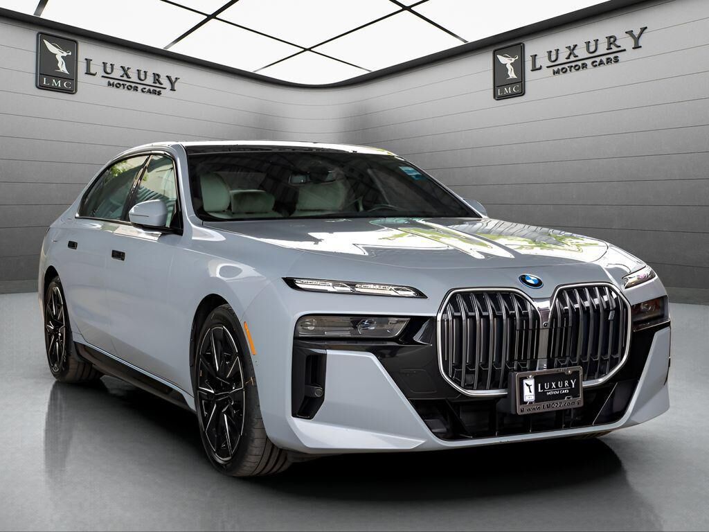 2023 BMW i7