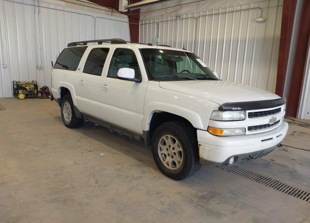 2004 CHEVROLET Suburban