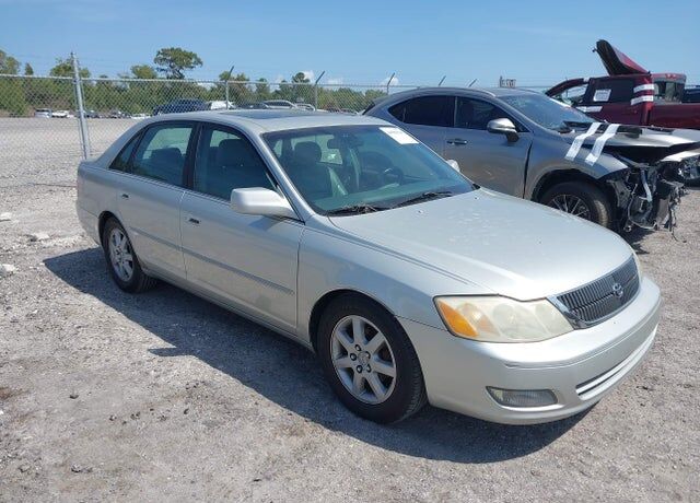 2000 TOYOTA Avalon