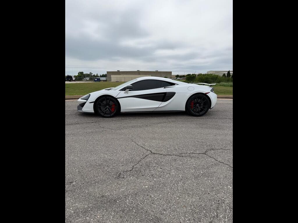 2017 MCLAREN 570S