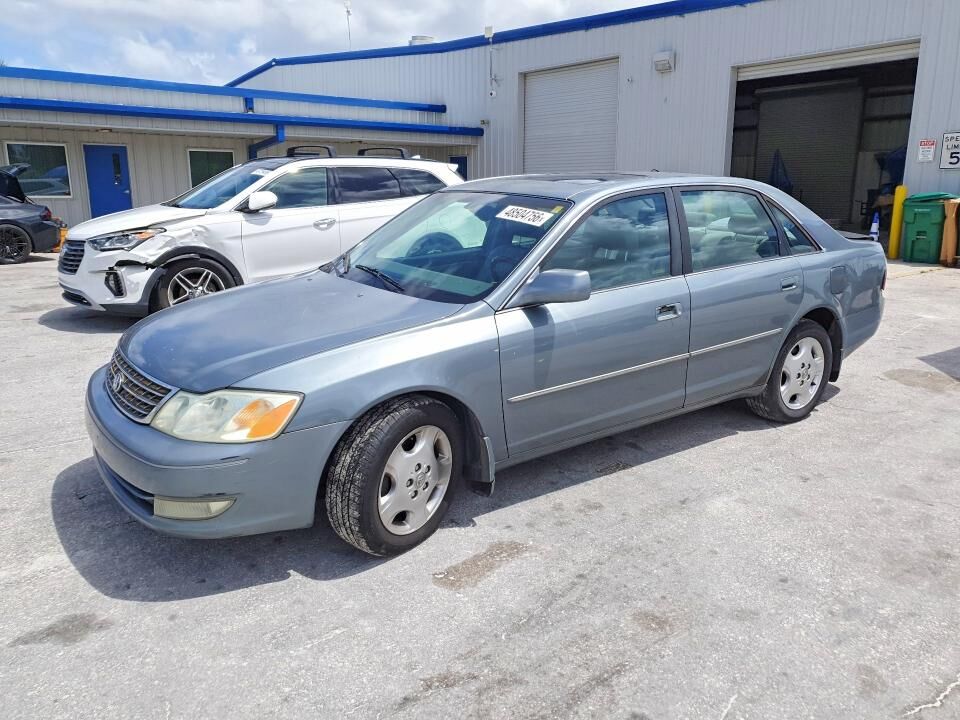 2003 TOYOTA Avalon