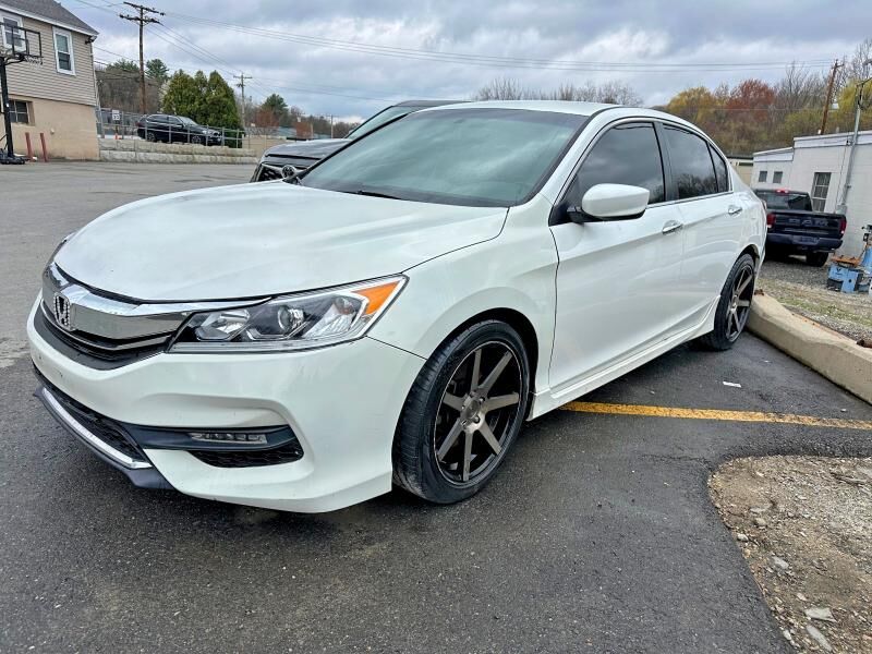 2017 HONDA Accord