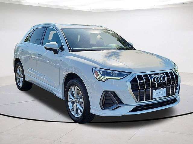 2024 AUDI Q3