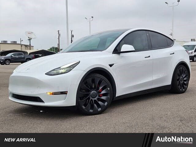 2022 TESLA Model Y