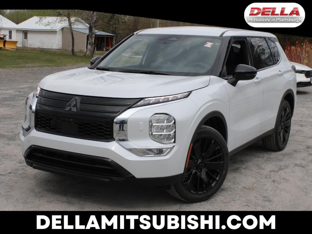 2026 MITSUBISHI Outlander