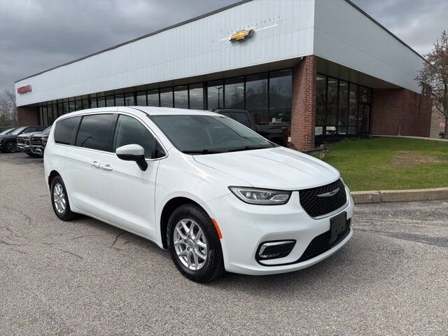 2023 CHRYSLER Pacifica