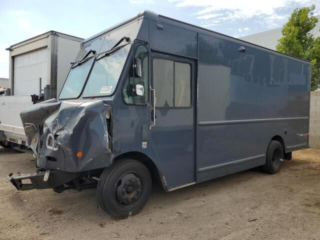 2021 FREIGHTLINER MT 45G Front Gasoline Engine Walk in Van Chassis