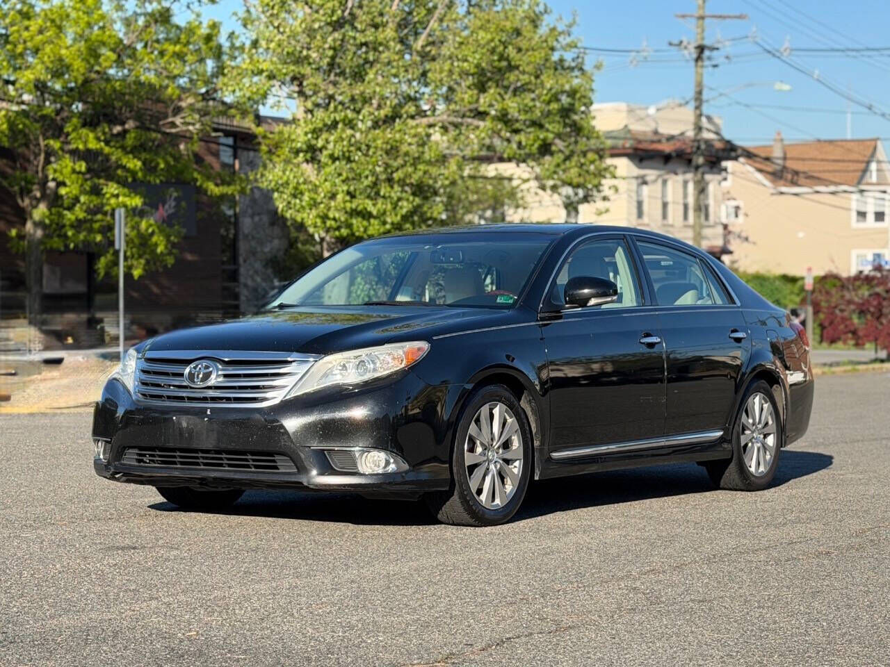 2011 TOYOTA Avalon