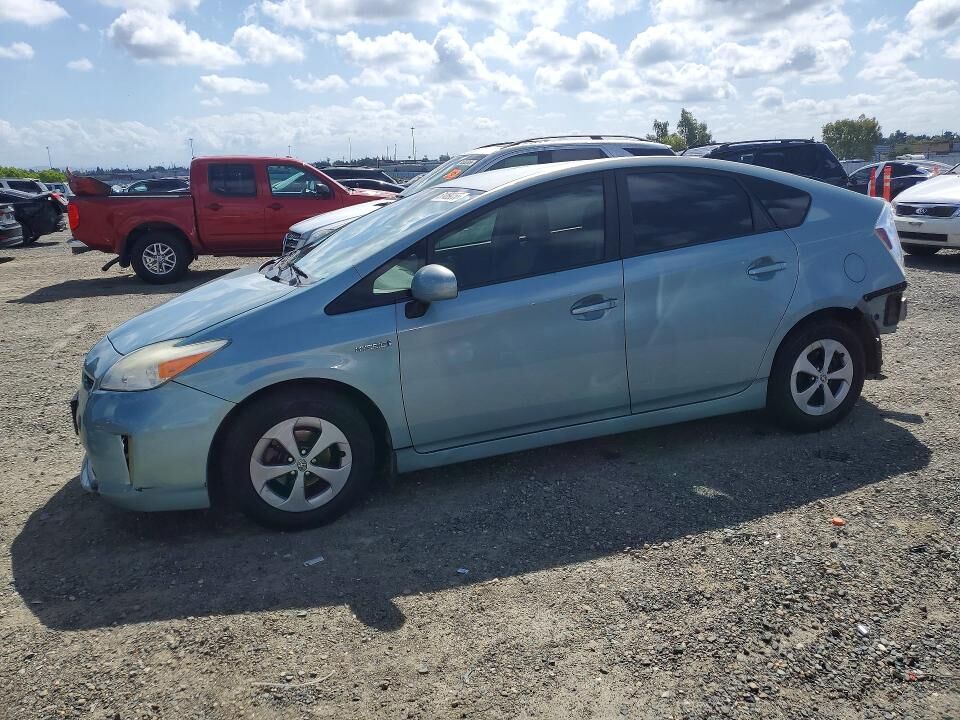2013 TOYOTA PRIUS
