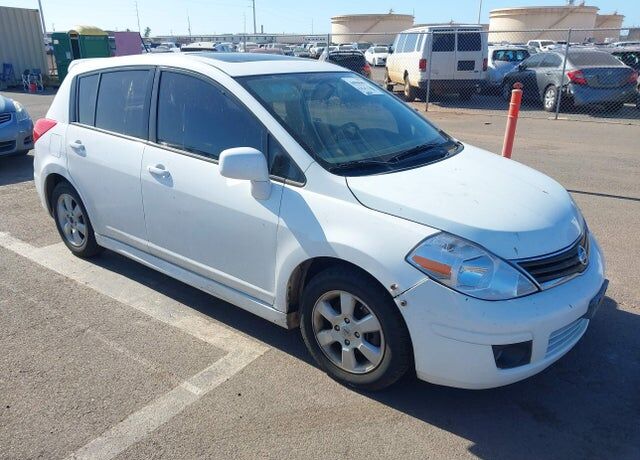 2011 NISSAN Versa