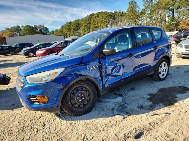 2017 FORD Escape