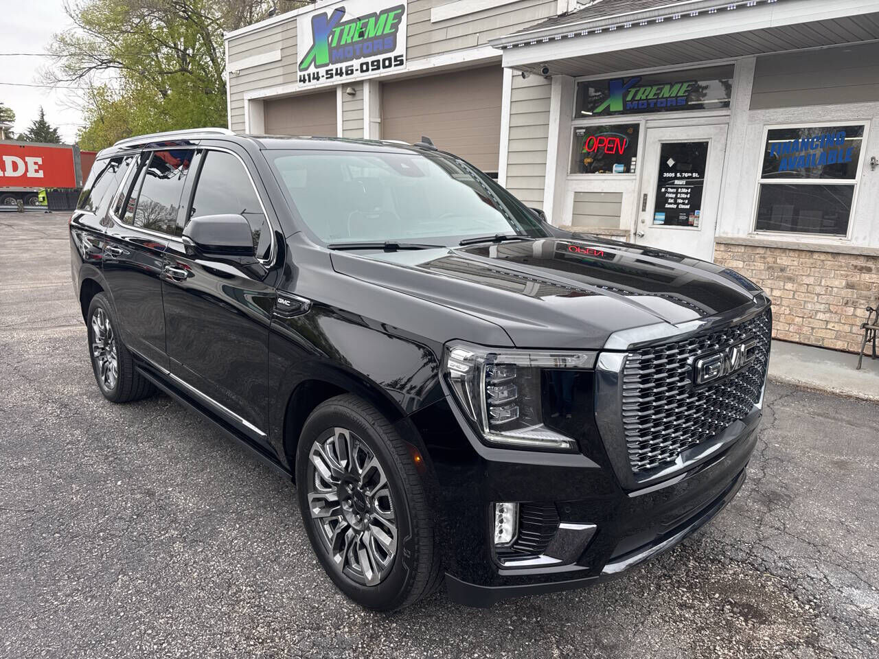 2023 GMC Yukon