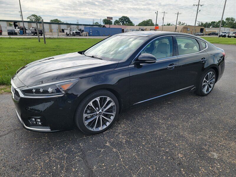 2018 KIA Cadenza