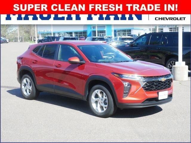 2024 CHEVROLET Trax