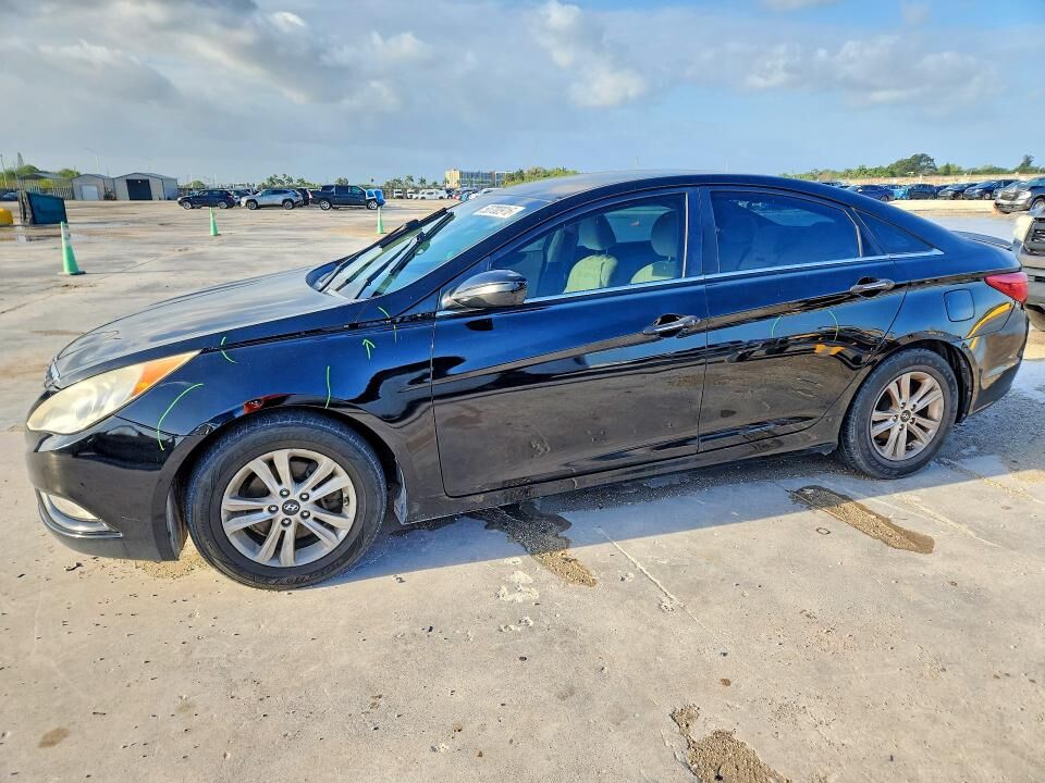 2013 HYUNDAI Sonata