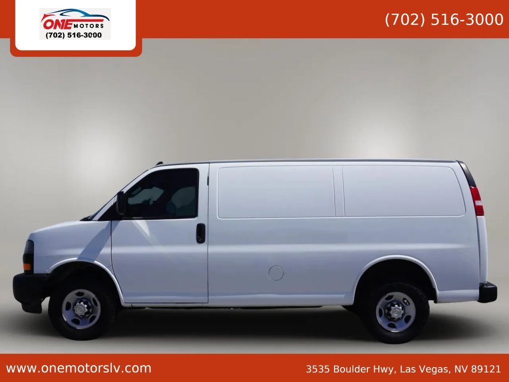 2022 CHEVROLET Express