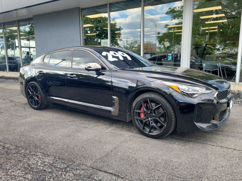 2022 KIA Stinger