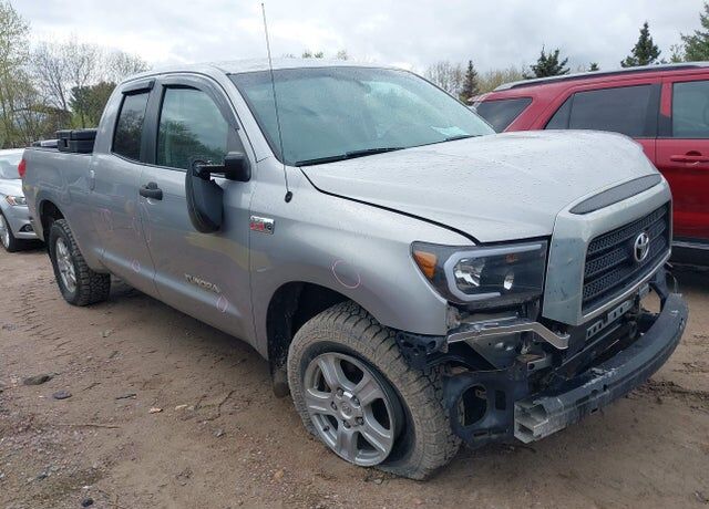 2008 TOYOTA Tundra