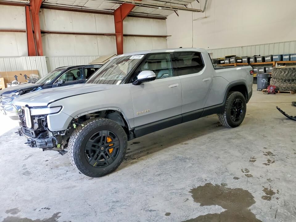 2022 RIVIAN R1T