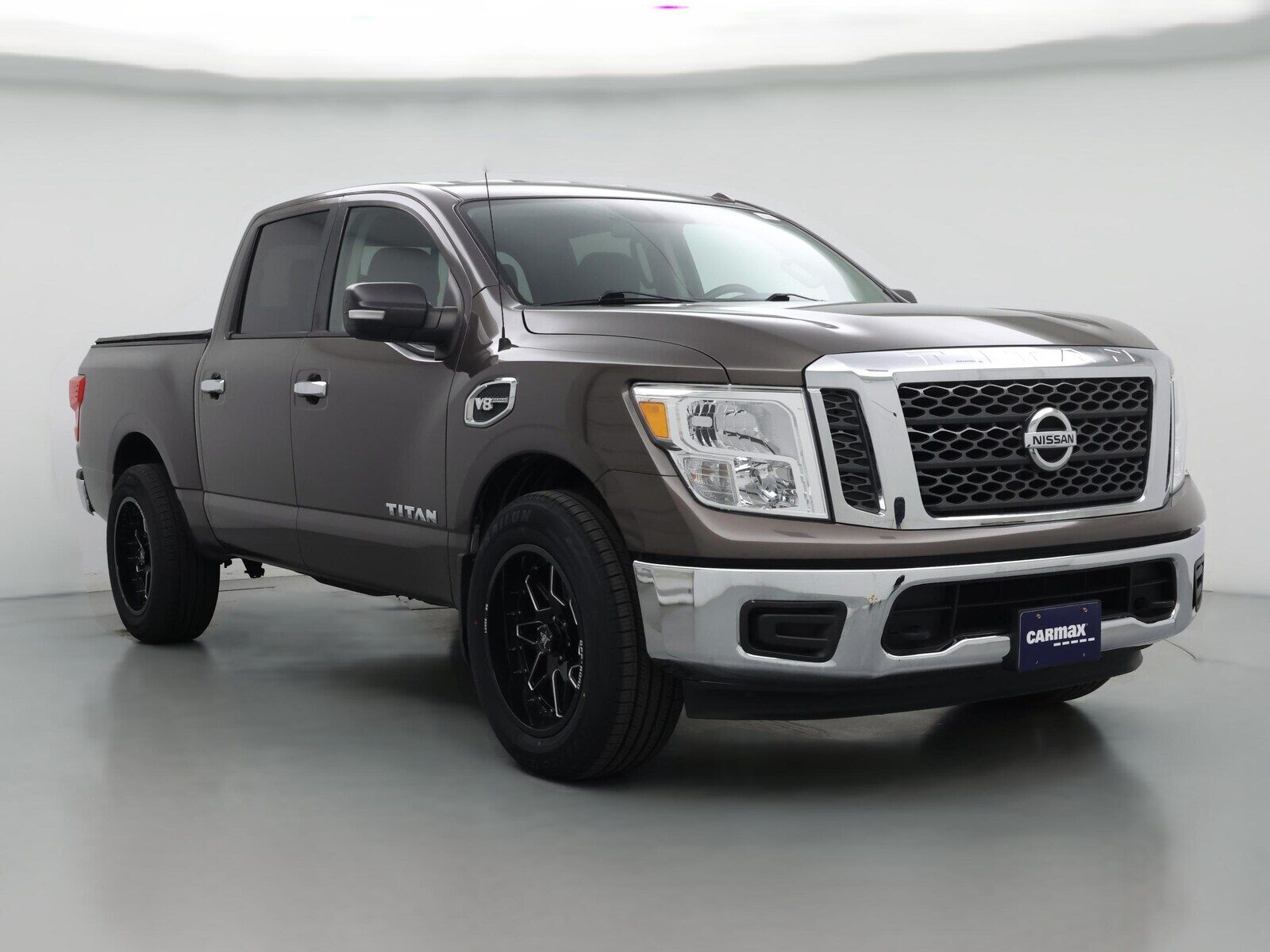 2017 NISSAN Titan