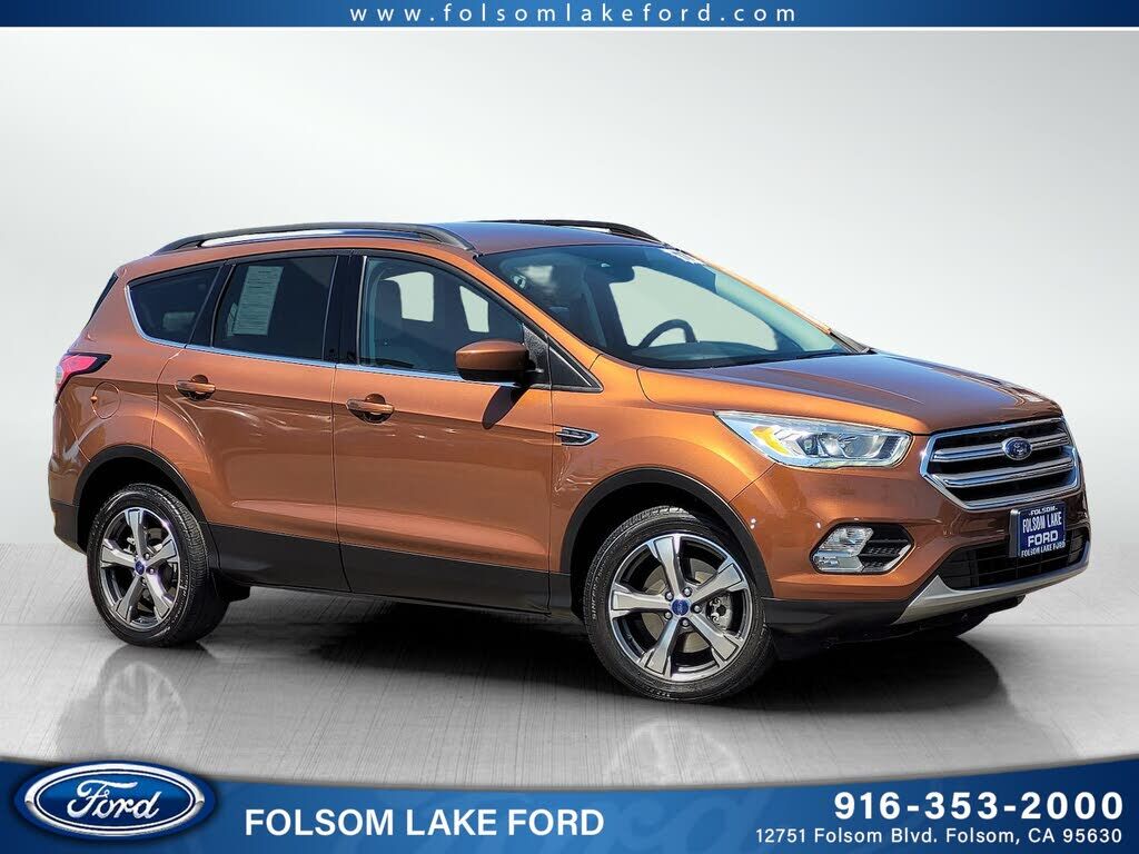 2017 FORD Escape