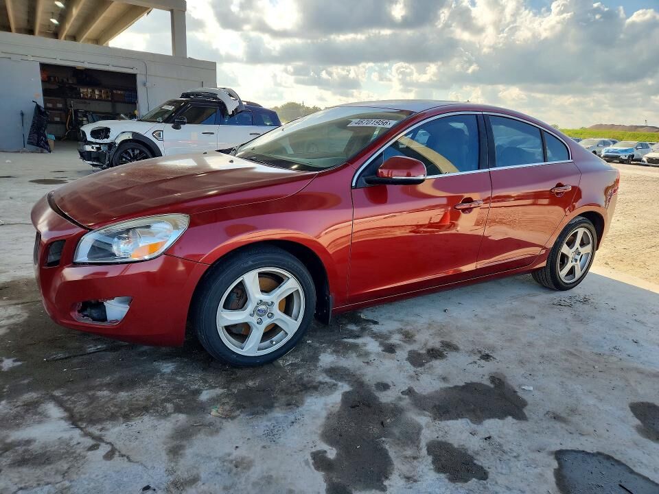2012 VOLVO S60