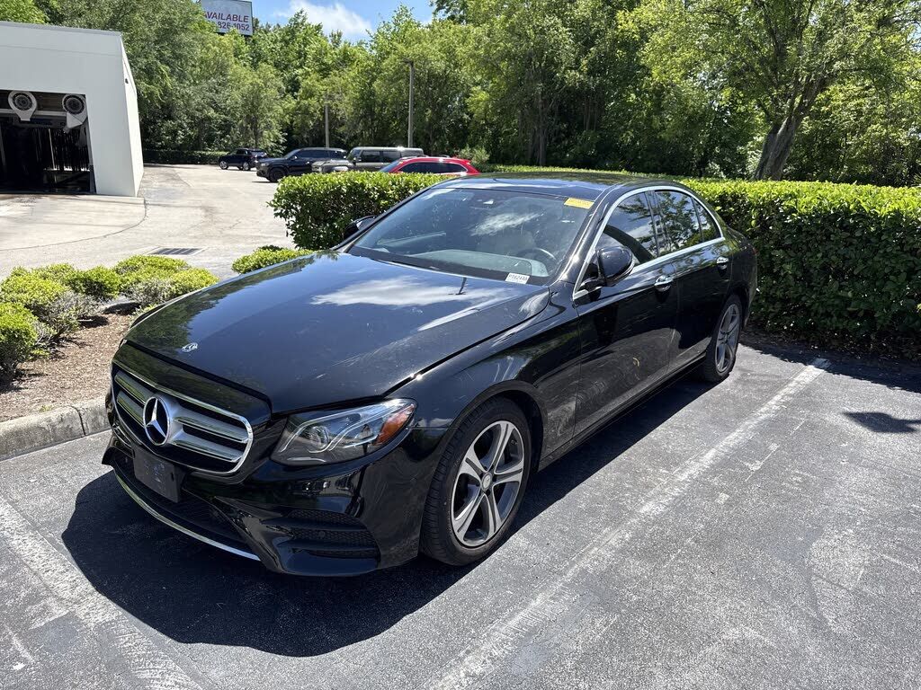 2017 MERCEDES-BENZ E-Class