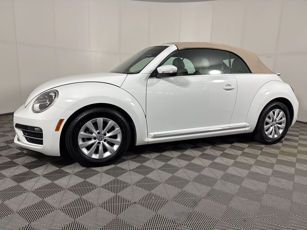 2019 VOLKSWAGEN Beetle