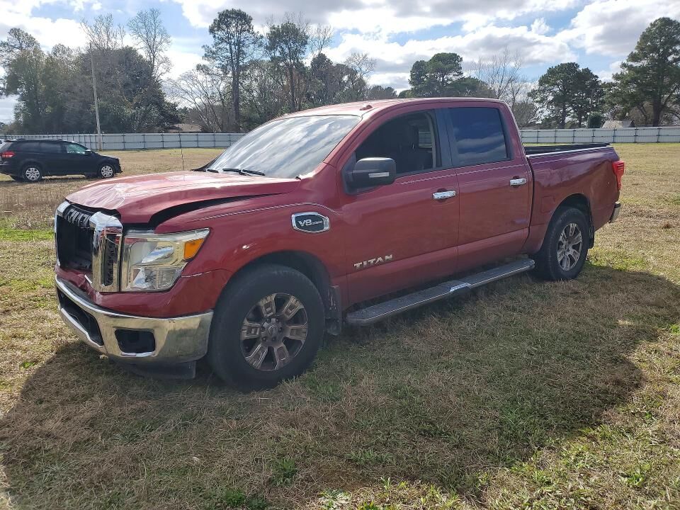 2017 NISSAN Titan