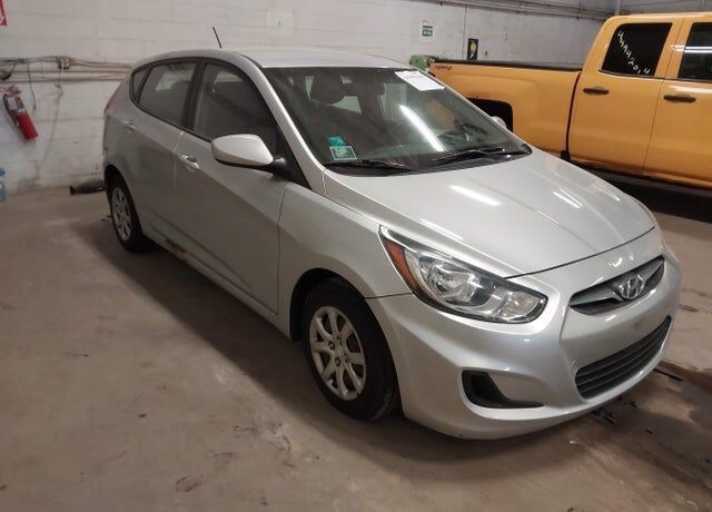 2014 HYUNDAI Accent