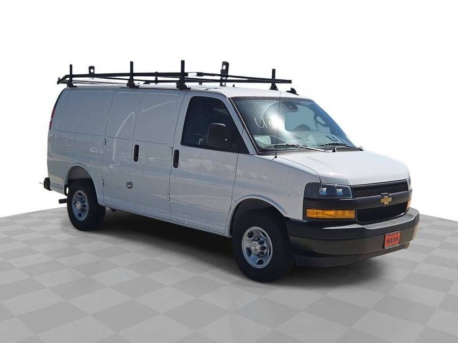 2025 CHEVROLET Express