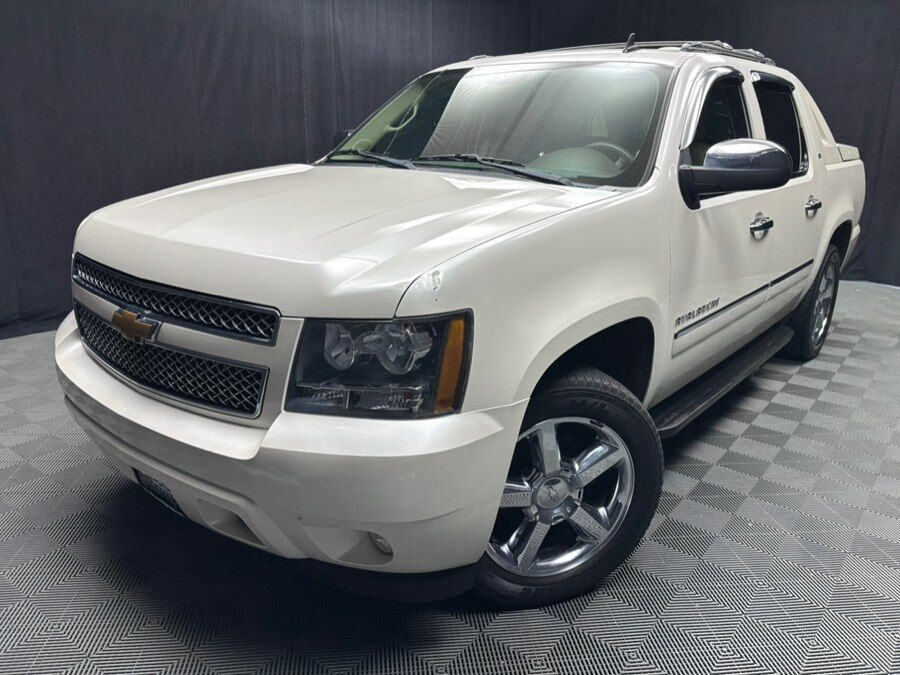 2012 CHEVROLET Avalanche