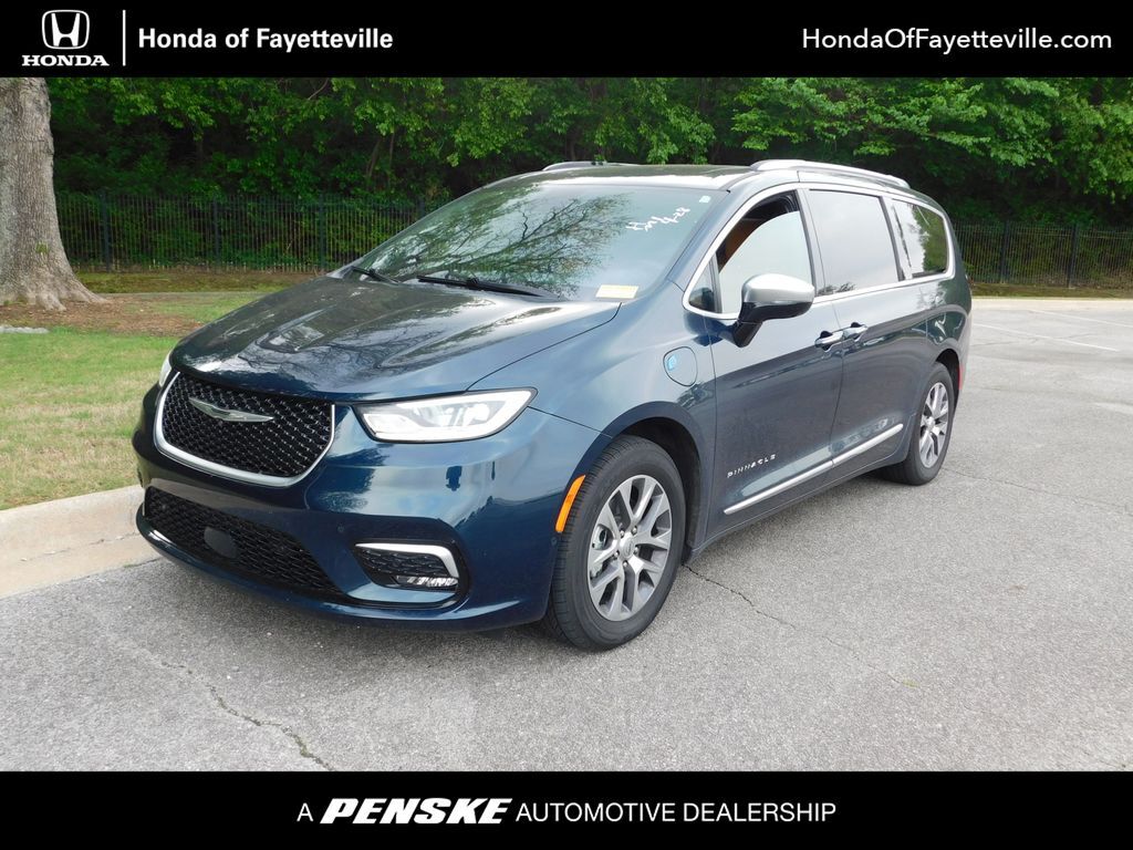 2023 CHRYSLER Pacifica