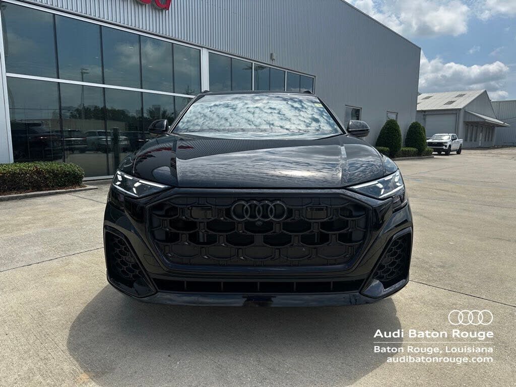 2025 Audi Q8