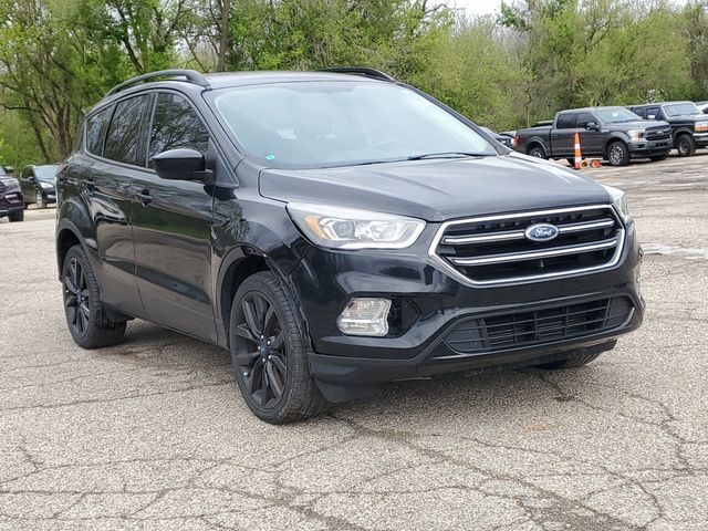 2017 FORD Escape
