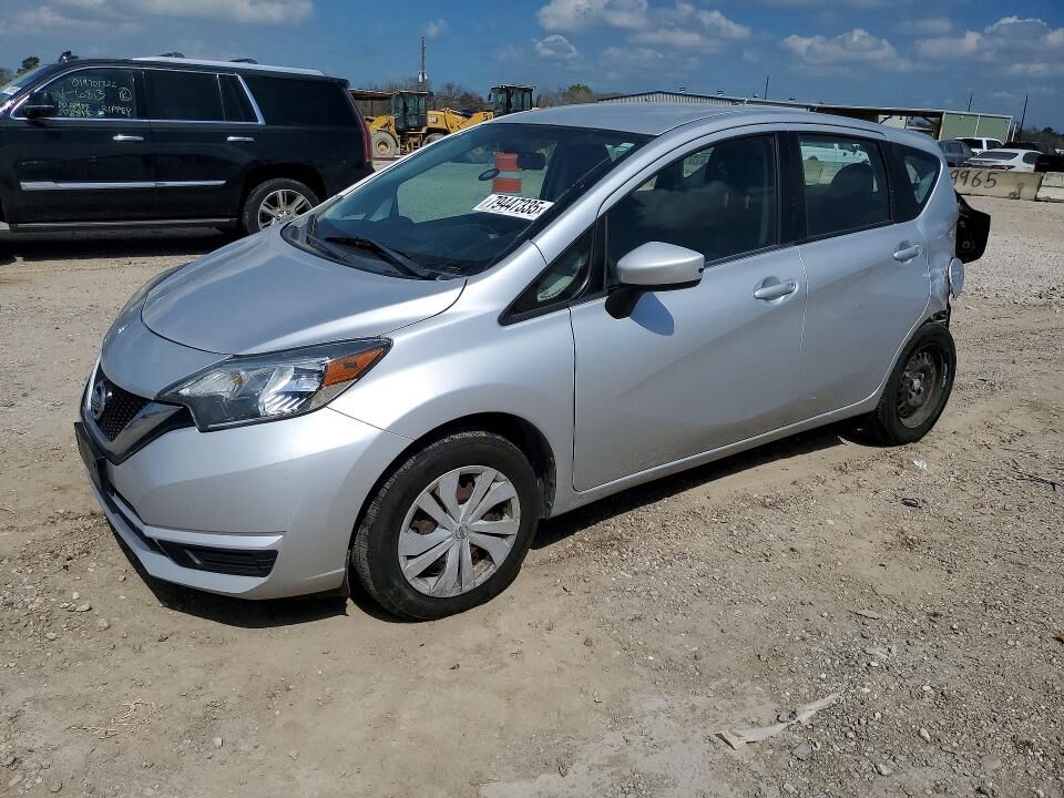 2017 NISSAN Versa