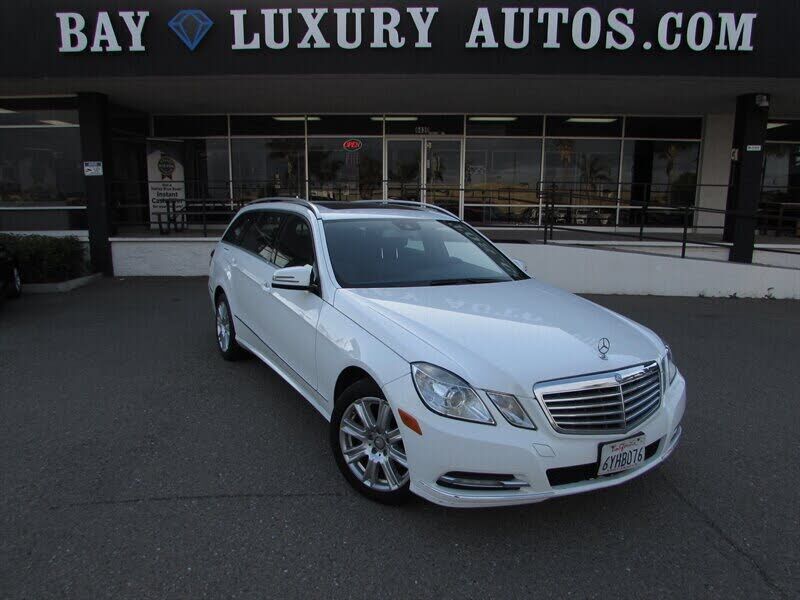 2013 MERCEDES-BENZ E-Class