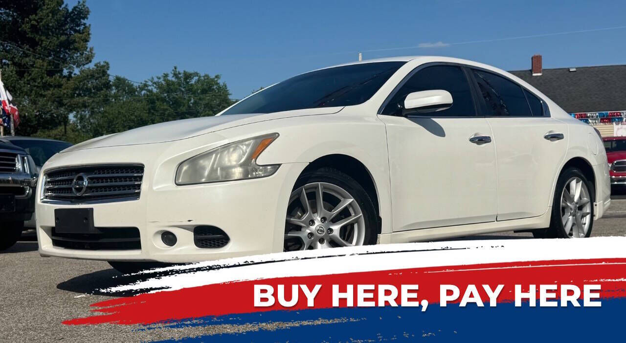 2011 NISSAN Maxima