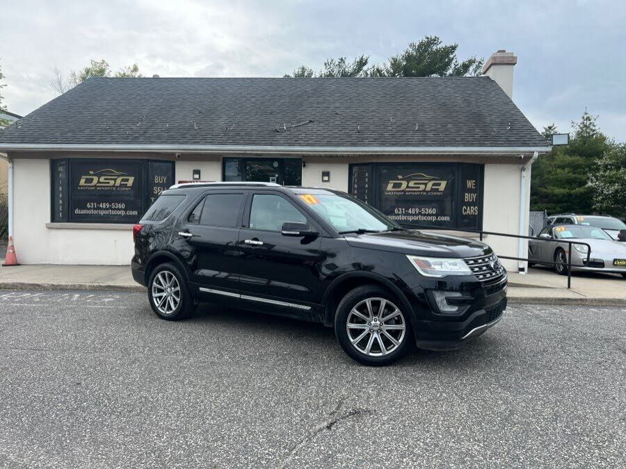 2017 FORD Explorer