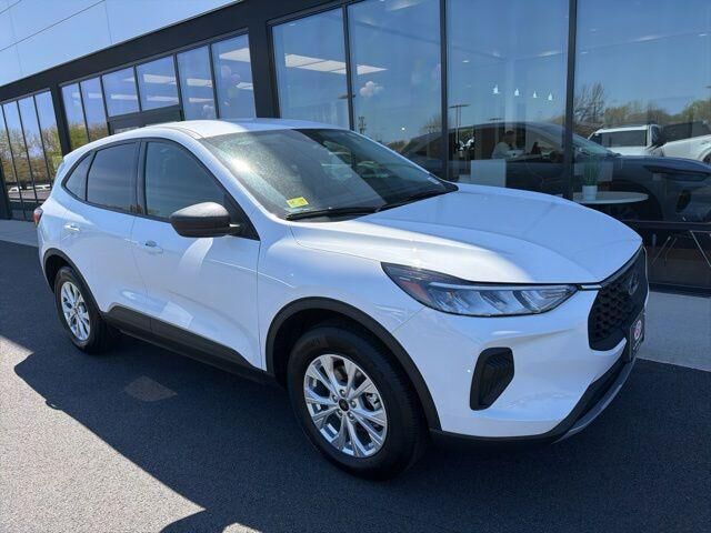 2026 FORD Escape